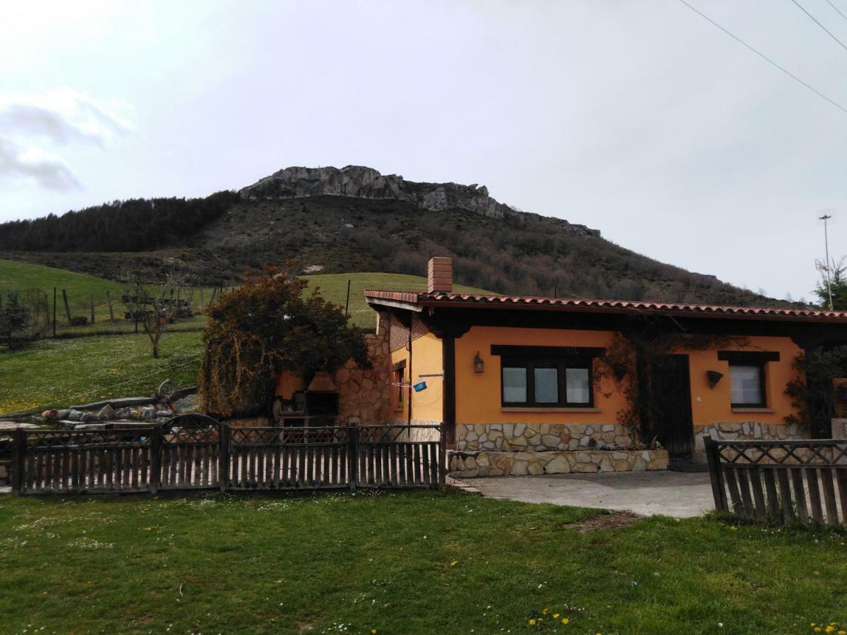 Casa Las Ninas Quintanahedo Exterior photo